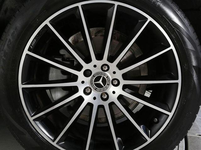 Photo of 2021 designo Diamond White Metallic Mercedes-Benz GLE 350