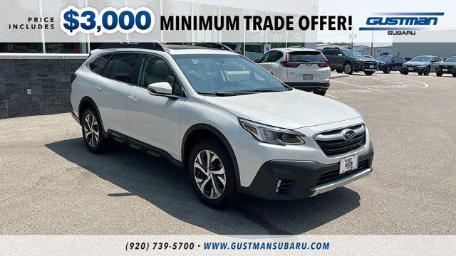Photo of 2022 Crystal White Pearl Subaru Outback