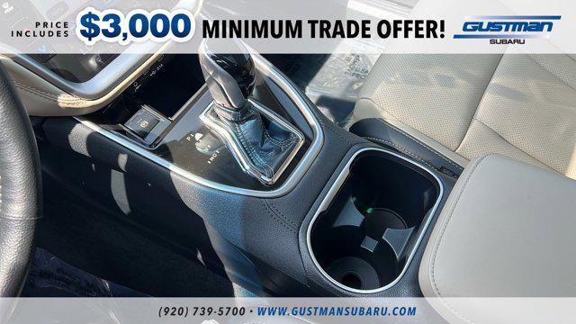 Photo of 2022 Crystal White Pearl Subaru Outback