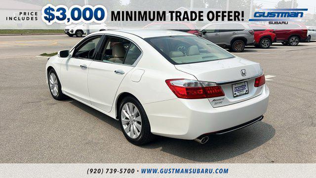 Photo of 2015 White Orchid Pearl Honda Accord