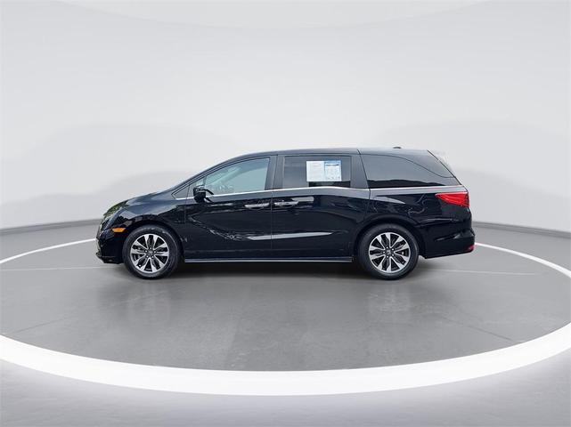 Photo of 2022 Crystal Black Pearl Honda Odyssey