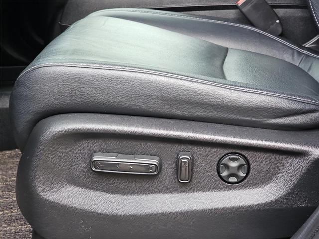 Photo of 2022 Crystal Black Pearl Honda Odyssey