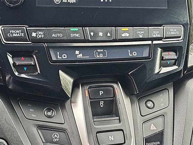 Photo of 2022 Crystal Black Pearl Honda Odyssey