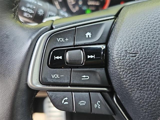 Photo of 2019 White Honda Accord