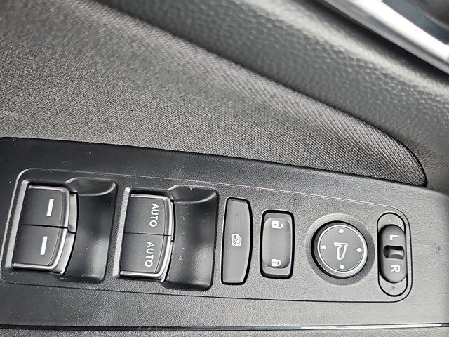 Photo of 2025 Solar Silver Metallic Honda Civic