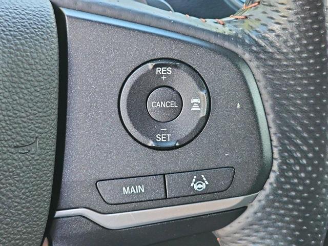 Photo of 2023 Platinum White Pearl Honda Passport