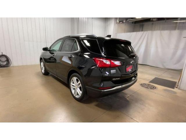Photo of 2020 Black Chevrolet Equinox
