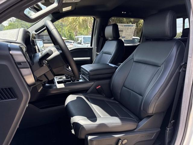Photo of 2025 Star White Metallic Tri-Coat Ford F-150