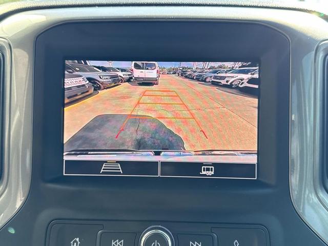 Photo of 2024 Summit White GMC Sierra 2500