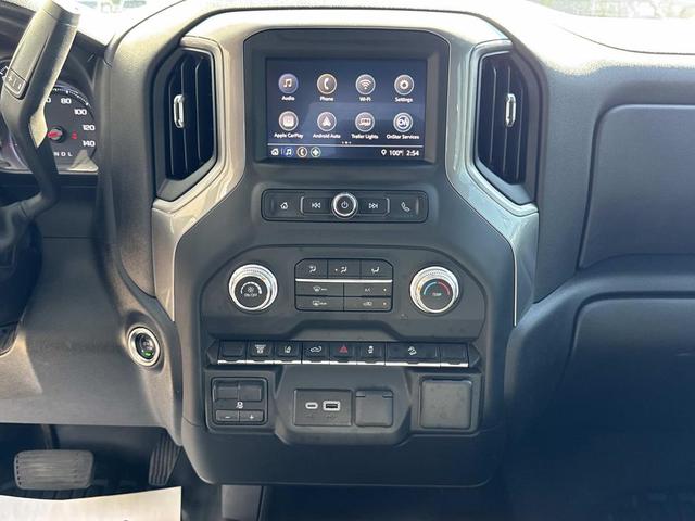 Photo of 2024 Summit White GMC Sierra 2500