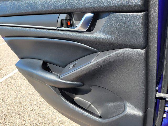 Photo of 2018 Still Night Pearl Honda Accord