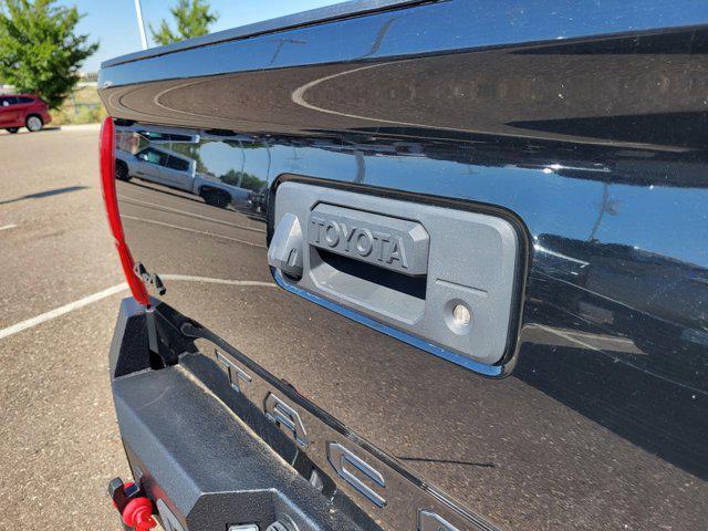 Photo of 2020 Midnight Black Metallic Toyota Tacoma