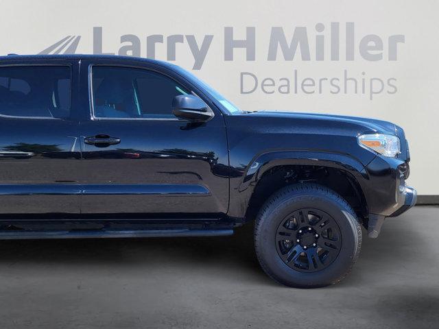 Photo of 2020 Midnight Black Metallic Toyota Tacoma