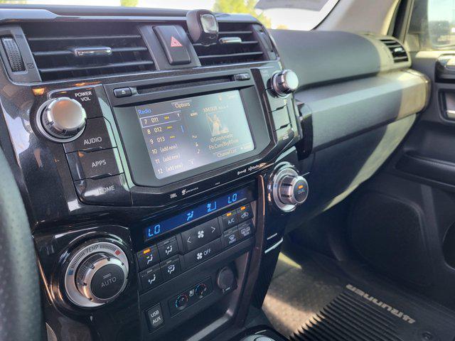 Photo of 2019 Blizzard Pearl Toyota 4Runner