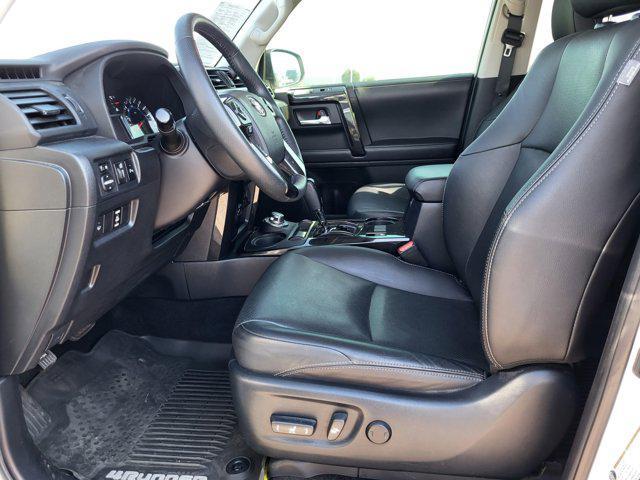 Photo of 2019 Blizzard Pearl Toyota 4Runner