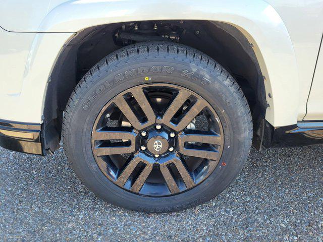 Photo of 2019 Blizzard Pearl Toyota 4Runner