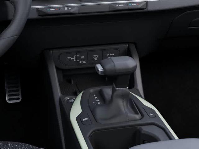 Photo of 2025 Snow White Pearl Kia K4