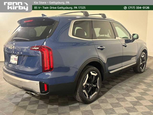 Photo of 2023 Midnight Lake Blue Kia Telluride