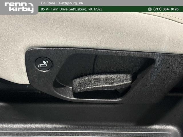 Photo of 2023 Midnight Lake Blue Kia Telluride
