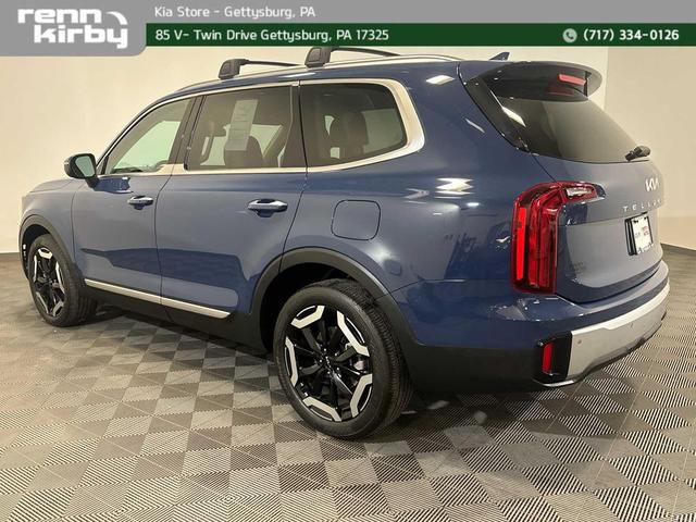 Photo of 2023 Midnight Lake Blue Kia Telluride