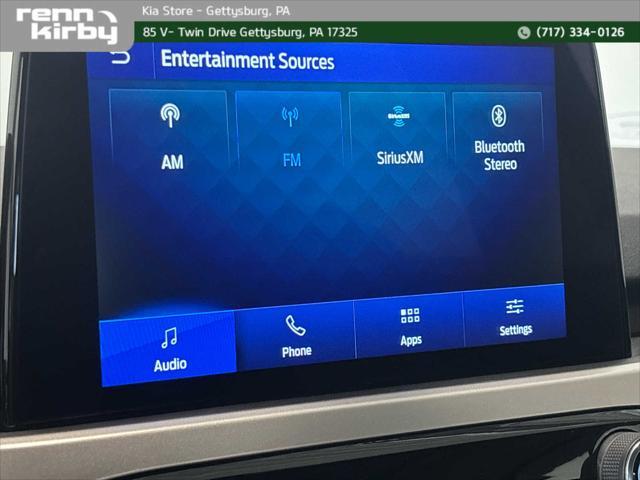 Photo of 2020 Oxford White Ford Escape