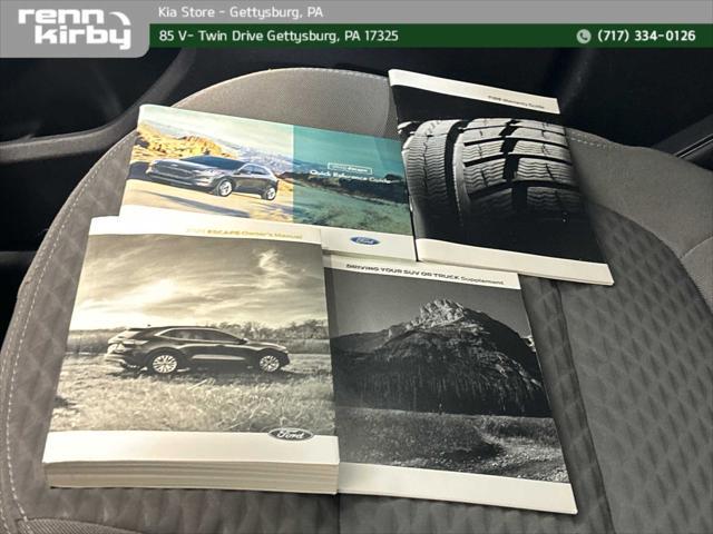 Photo of 2020 Oxford White Ford Escape