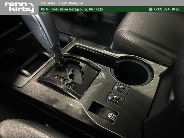 Photo of 2014 Black Toyota 4Runner