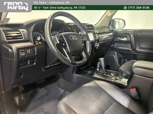 Photo of 2014 Black Toyota 4Runner