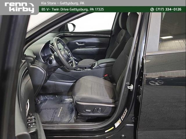 Photo of 2022 Phantom Black Hyundai SANTA CRUZ