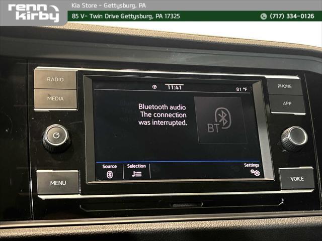 Photo of 2021 Silk Blue Metallic Volkswagen Jetta