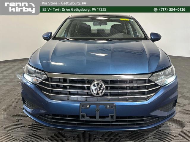 Photo of 2021 Silk Blue Metallic Volkswagen Jetta