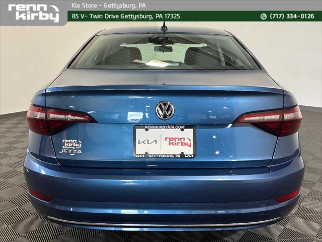Photo of 2021 Silk Blue Metallic Volkswagen Jetta