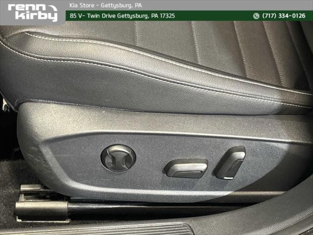 Photo of 2021 Silk Blue Metallic Volkswagen Jetta