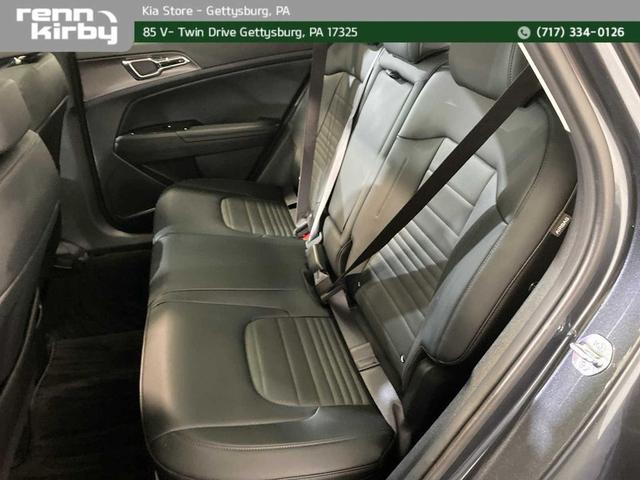 Photo of 2024 Gravity Gray Kia Sportage Hybrid