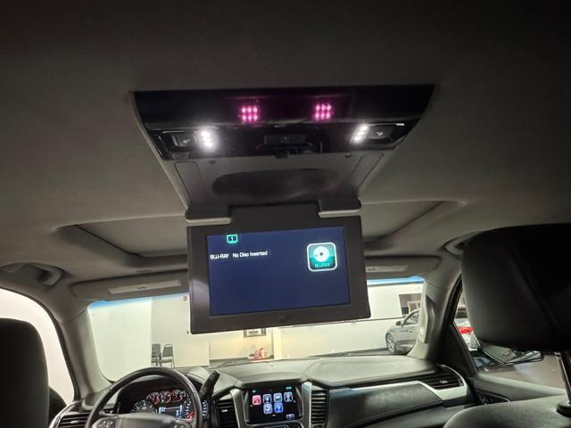 Photo of 2018 Silver Ice Metallic Chevrolet Tahoe