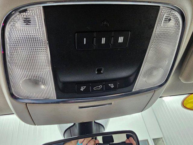 Photo of 2018 Blu By You Pearlcoat Dodge Durango
