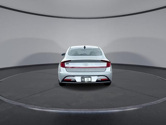 Photo of 2022 Shimmering Silver Pearl Hyundai SONATA