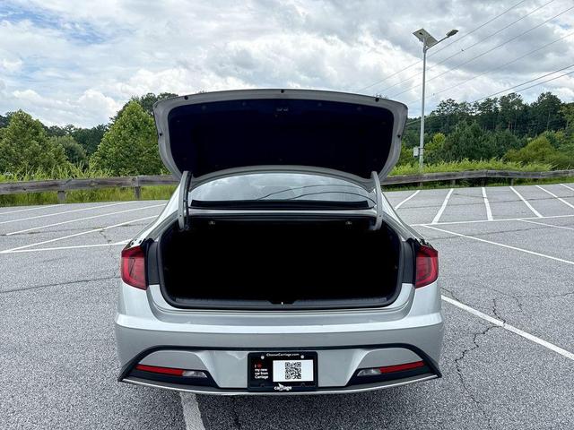 Photo of 2022 Shimmering Silver Pearl Hyundai SONATA