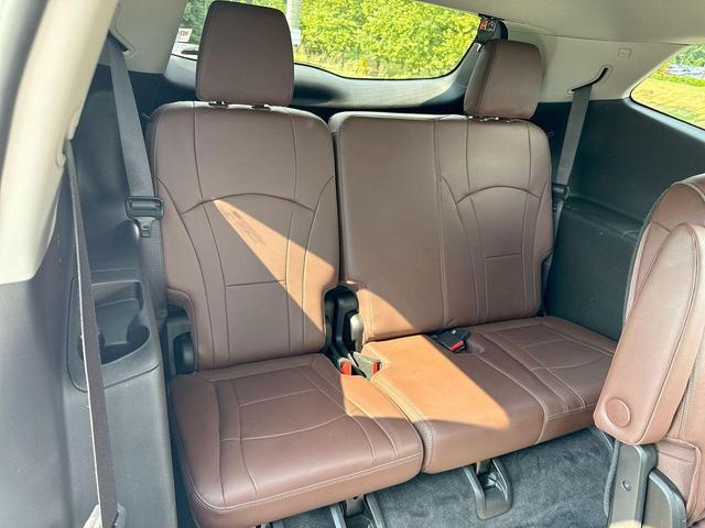 Photo of 2020 White Frost Tri-Coat Buick Enclave