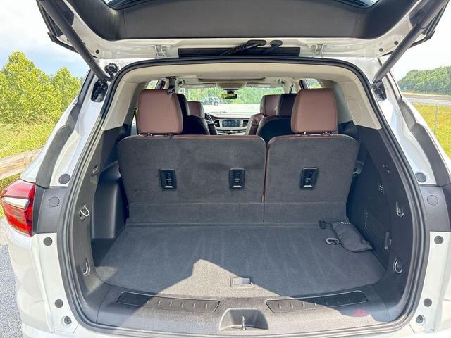 Photo of 2020 White Frost Tri-Coat Buick Enclave