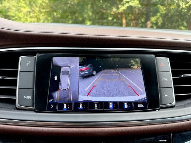 Photo of 2020 White Frost Tri-Coat Buick Enclave