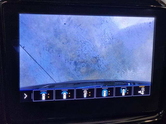 Photo of 2021 Graphite Metallic Chevrolet Traverse