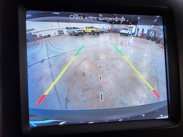 Photo of 2021 Diamond Black Crystal Pearlcoat Jeep Cherokee