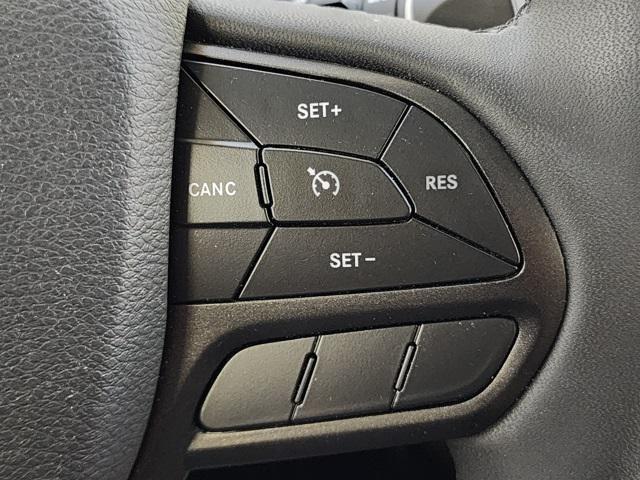 Photo of 2021 Diamond Black Crystal Pearlcoat Jeep Cherokee