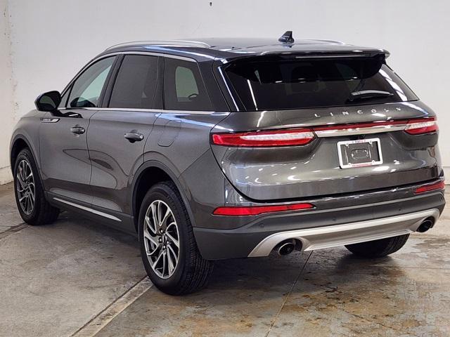 Photo of 2020 Magnetic Gray Lincoln Corsair