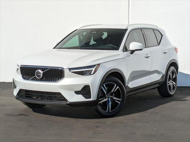 2023 Volvo XC40