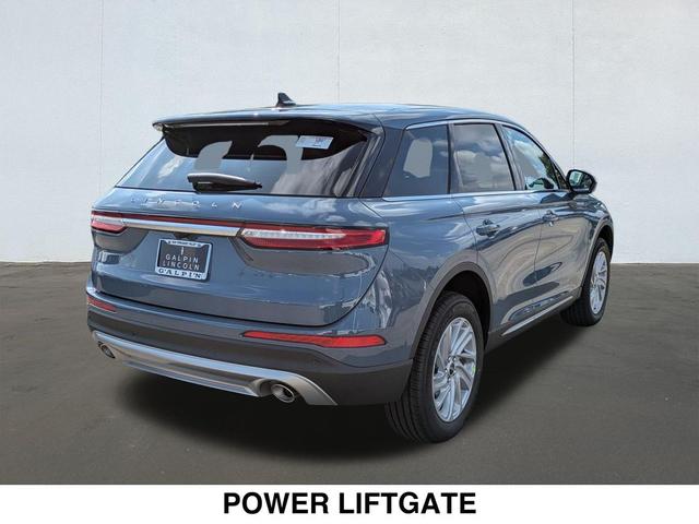 Photo of 2025 WHISPER BLUE METALLIC Lincoln Corsair