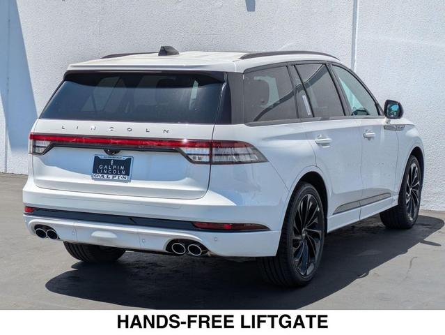 Photo of 2025 PRISTINE WHITE METALLIC Lincoln Aviator