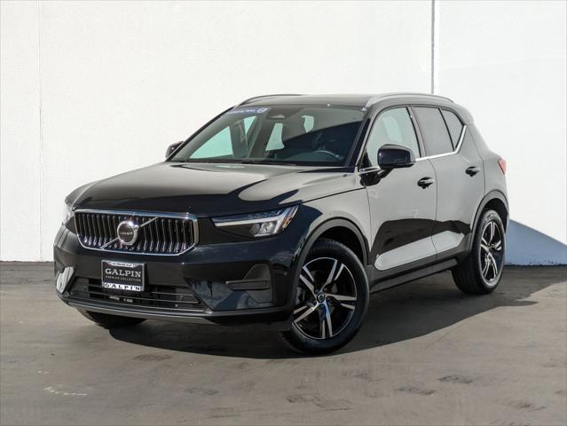 2025 Volvo XC40