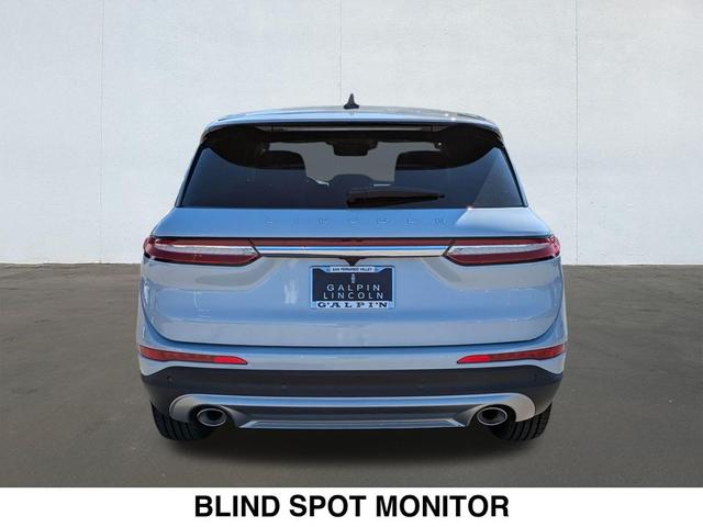 Photo of 2025 CRYSTAL WHITE METALLIC Lincoln Corsair